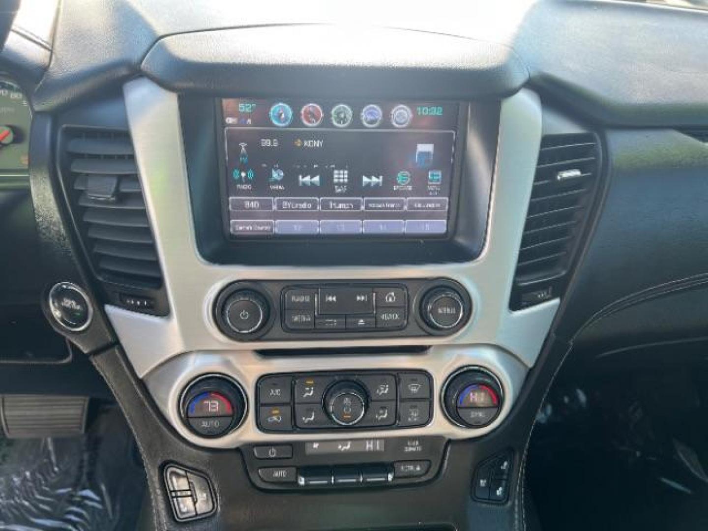 2019 Quicksilver Metallic /Jet Black GMC Yukon XL SLT (1GKS2GKCXKR) , Automatic transmission, located at 1865 East Red Hills Pkwy, St. George, 84770, (435) 628-0023, 37.120850, -113.543640 - We specialize in helping ALL people get the best financing available. No matter your credit score, good, bad or none we can get you an amazing rate. Had a bankruptcy, divorce, or repossessions? We give you the green light to get your credit back on the road. Low down and affordable payments that fit- Photo#19
