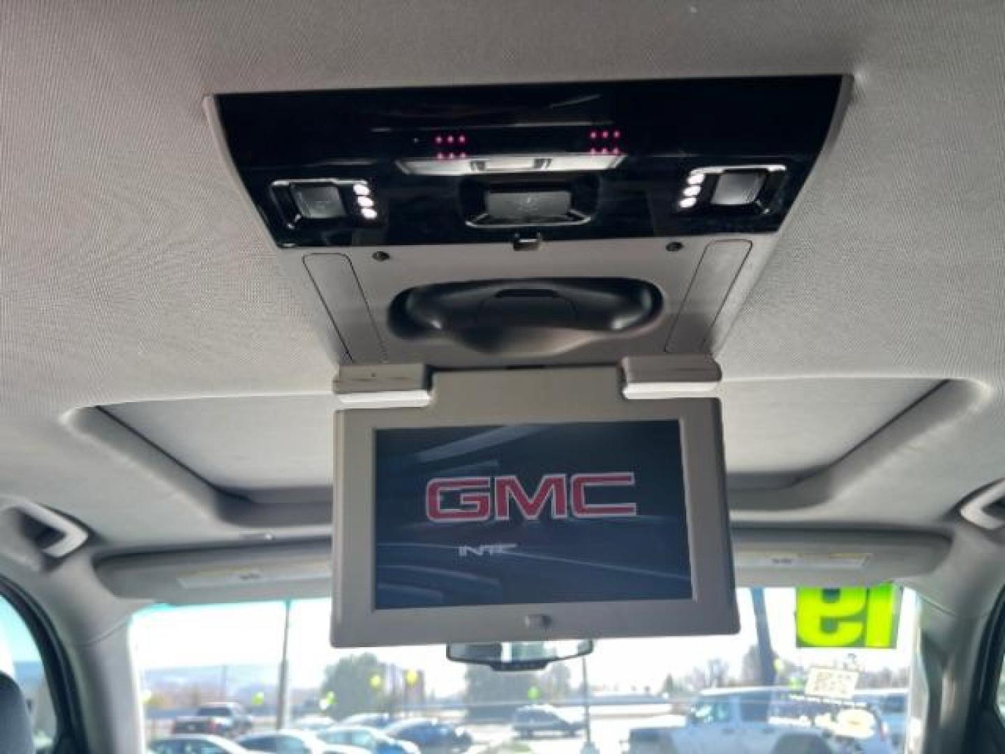 2019 Quicksilver Metallic /Jet Black GMC Yukon XL SLT (1GKS2GKCXKR) , Automatic transmission, located at 1865 East Red Hills Pkwy, St. George, 84770, (435) 628-0023, 37.120850, -113.543640 - We specialize in helping ALL people get the best financing available. No matter your credit score, good, bad or none we can get you an amazing rate. Had a bankruptcy, divorce, or repossessions? We give you the green light to get your credit back on the road. Low down and affordable payments that fit- Photo#24