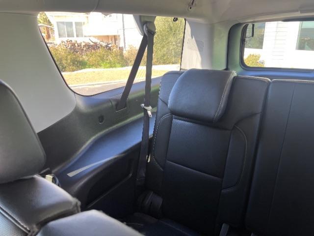 2019 Quicksilver Metallic /Jet Black GMC Yukon XL SLT (1GKS2GKCXKR) , Automatic transmission, located at 1865 East Red Hills Pkwy, St. George, 84770, (435) 628-0023, 37.120850, -113.543640 - We specialize in helping ALL people get the best financing available. No matter your credit score, good, bad or none we can get you an amazing rate. Had a bankruptcy, divorce, or repossessions? We give you the green light to get your credit back on the road. Low down and affordable payments that fit - Photo#27