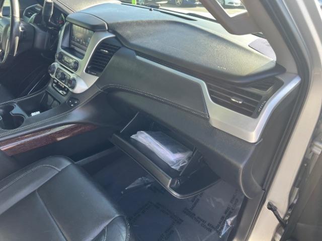 2019 Quicksilver Metallic /Jet Black GMC Yukon XL SLT (1GKS2GKCXKR) , Automatic transmission, located at 1865 East Red Hills Pkwy, St. George, 84770, (435) 628-0023, 37.120850, -113.543640 - We specialize in helping ALL people get the best financing available. No matter your credit score, good, bad or none we can get you an amazing rate. Had a bankruptcy, divorce, or repossessions? We give you the green light to get your credit back on the road. Low down and affordable payments that fit - Photo#33