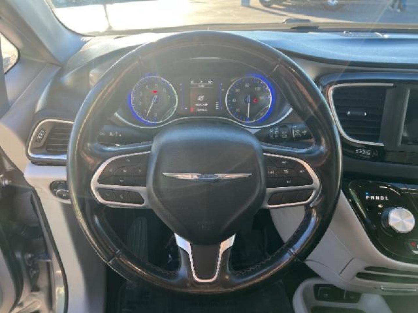 2020 Ceramic Gray Clearcoat /Black/Alloy Chrysler Pacifica Touring L (2C4RC1BG4LR) with an 3.6L V-6 DOHC engine, Automatic transmission, located at 1865 East Red Hills Pkwy, St. George, 84770, (435) 628-0023, 37.120850, -113.543640 - We specialize in helping ALL people get the best financing available. No matter your credit score, good, bad or none we can get you an amazing rate. Had a bankruptcy, divorce, or repossessions? We give you the green light to get your credit back on the road. Low down and affordable payments that fit - Photo#15