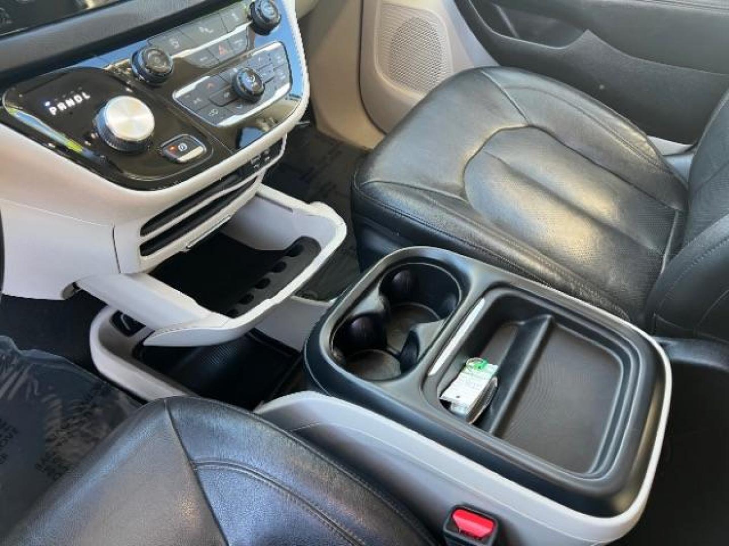 2020 Ceramic Gray Clearcoat /Black/Alloy Chrysler Pacifica Touring L (2C4RC1BG4LR) with an 3.6L V-6 DOHC engine, Automatic transmission, located at 1865 East Red Hills Pkwy, St. George, 84770, (435) 628-0023, 37.120850, -113.543640 - We specialize in helping ALL people get the best financing available. No matter your credit score, good, bad or none we can get you an amazing rate. Had a bankruptcy, divorce, or repossessions? We give you the green light to get your credit back on the road. Low down and affordable payments that fit - Photo#18