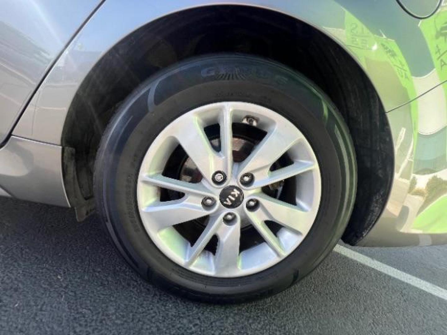 2018 Platinum Graphite /Black Kia Optima LX (5XXGT4L38JG) with an Theta II 2.4L I-4 gasoline direct injection engine, Automatic transmission, located at 1865 East Red Hills Pkwy, St. George, 84770, (435) 628-0023, 37.120850, -113.543640 - We specialize in helping ALL people get the best financing available. No matter your credit score, good, bad or none we can get you an amazing rate. Had a bankruptcy, divorce, or repossessions? We give you the green light to get your credit back on the road. Low down and affordable payments that fit - Photo#11