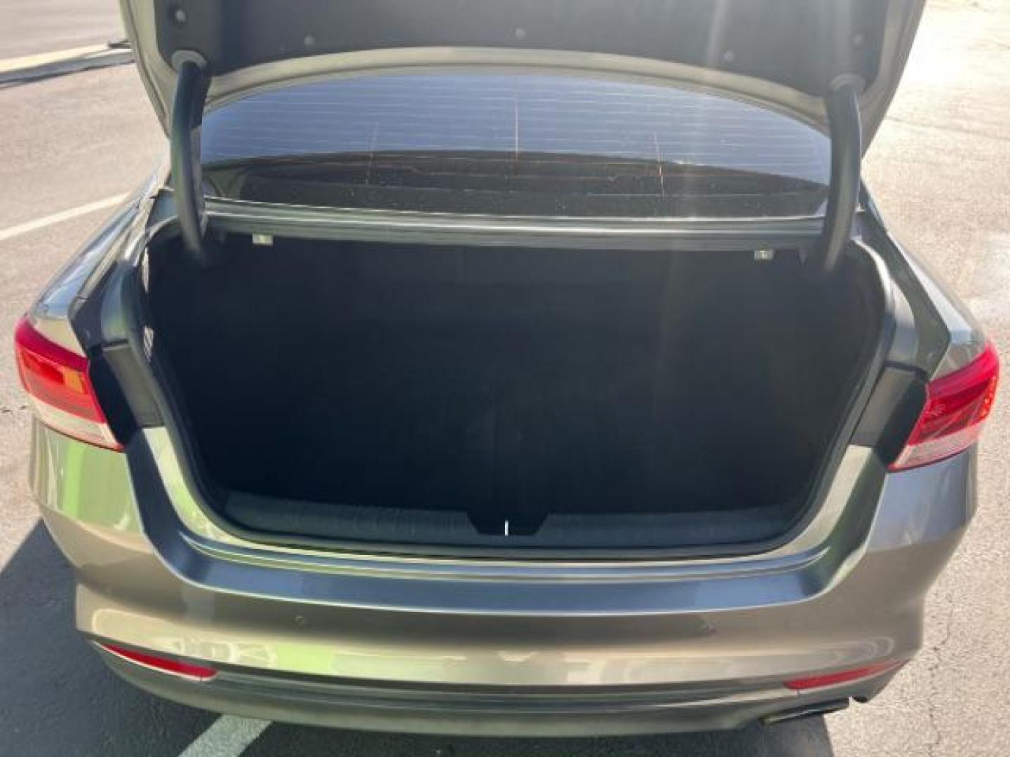 2018 Platinum Graphite /Black Kia Optima LX (5XXGT4L38JG) with an Theta II 2.4L I-4 gasoline direct injection engine, Automatic transmission, located at 1865 East Red Hills Pkwy, St. George, 84770, (435) 628-0023, 37.120850, -113.543640 - We specialize in helping ALL people get the best financing available. No matter your credit score, good, bad or none we can get you an amazing rate. Had a bankruptcy, divorce, or repossessions? We give you the green light to get your credit back on the road. Low down and affordable payments that fit - Photo#24