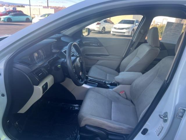 2016 White Orchid Pearl /Ivory Honda Accord LX (1HGCR2F39GA) with an 2.4L I-4 gasoline direct injection engine, Automatic transmission, located at 940 North Main Street, Cedar City, UT, 84720, (435) 628-0023, 37.692936, -113.061897 - We specialize in helping ALL people get the best financing available. No matter your credit score, good, bad or none we can get you an amazing rate. Had a bankruptcy, divorce, or repossessions? We give you the green light to get your credit back on the road. Low down and affordable payments that fit - Photo#14