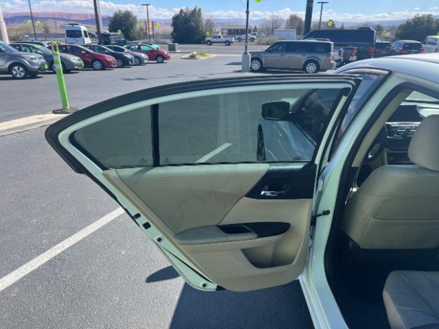 2016 White Orchid Pearl /Ivory Honda Accord LX (1HGCR2F39GA) with an 2.4L I-4 gasoline direct injection engine, Automatic transmission, located at 940 North Main Street, Cedar City, UT, 84720, (435) 628-0023, 37.692936, -113.061897 - We specialize in helping ALL people get the best financing available. No matter your credit score, good, bad or none we can get you an amazing rate. Had a bankruptcy, divorce, or repossessions? We give you the green light to get your credit back on the road. Low down and affordable payments that fit - Photo#20