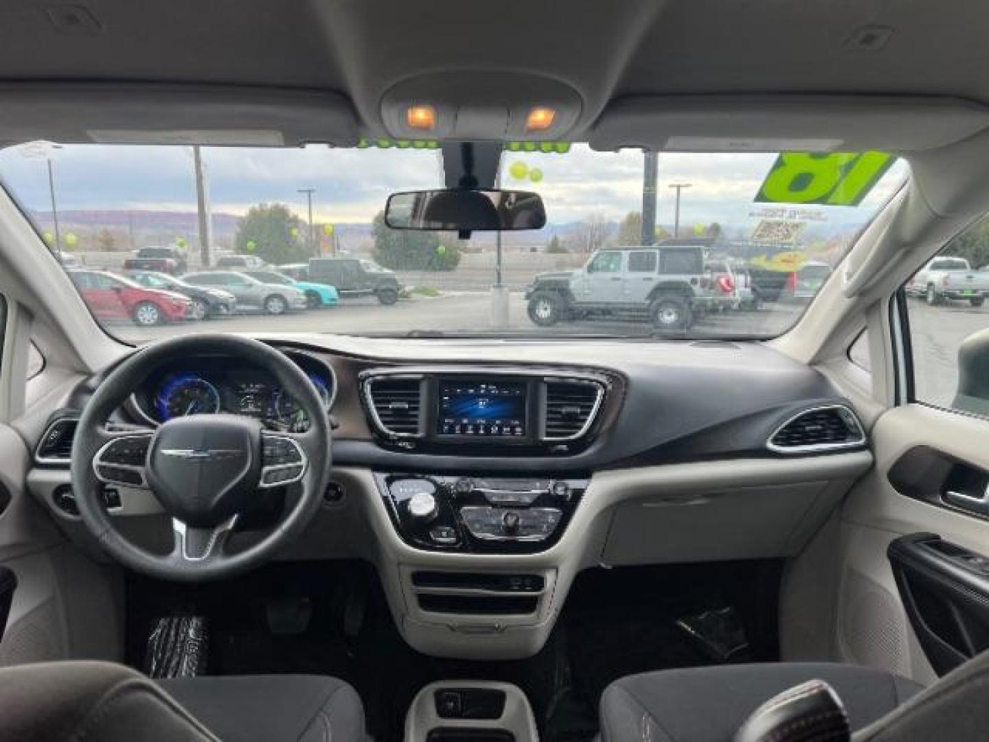 2018 Bright White Clearcoat /Black/Alloy Chrysler Pacifica L (2C4RC1AG8JR) with an Pentastar 3.6L V-6 DOHC engine, Automatic transmission, located at 940 North Main Street, Cedar City, UT, 84720, (435) 628-0023, 37.692936, -113.061897 - We specialize in helping ALL people get the best financing available. No matter your credit score, good, bad or none we can get you an amazing rate. Had a bankruptcy, divorce, or repossessions? We give you the green light to get your credit back on the road. Low down and affordable payments that fit - Photo#20