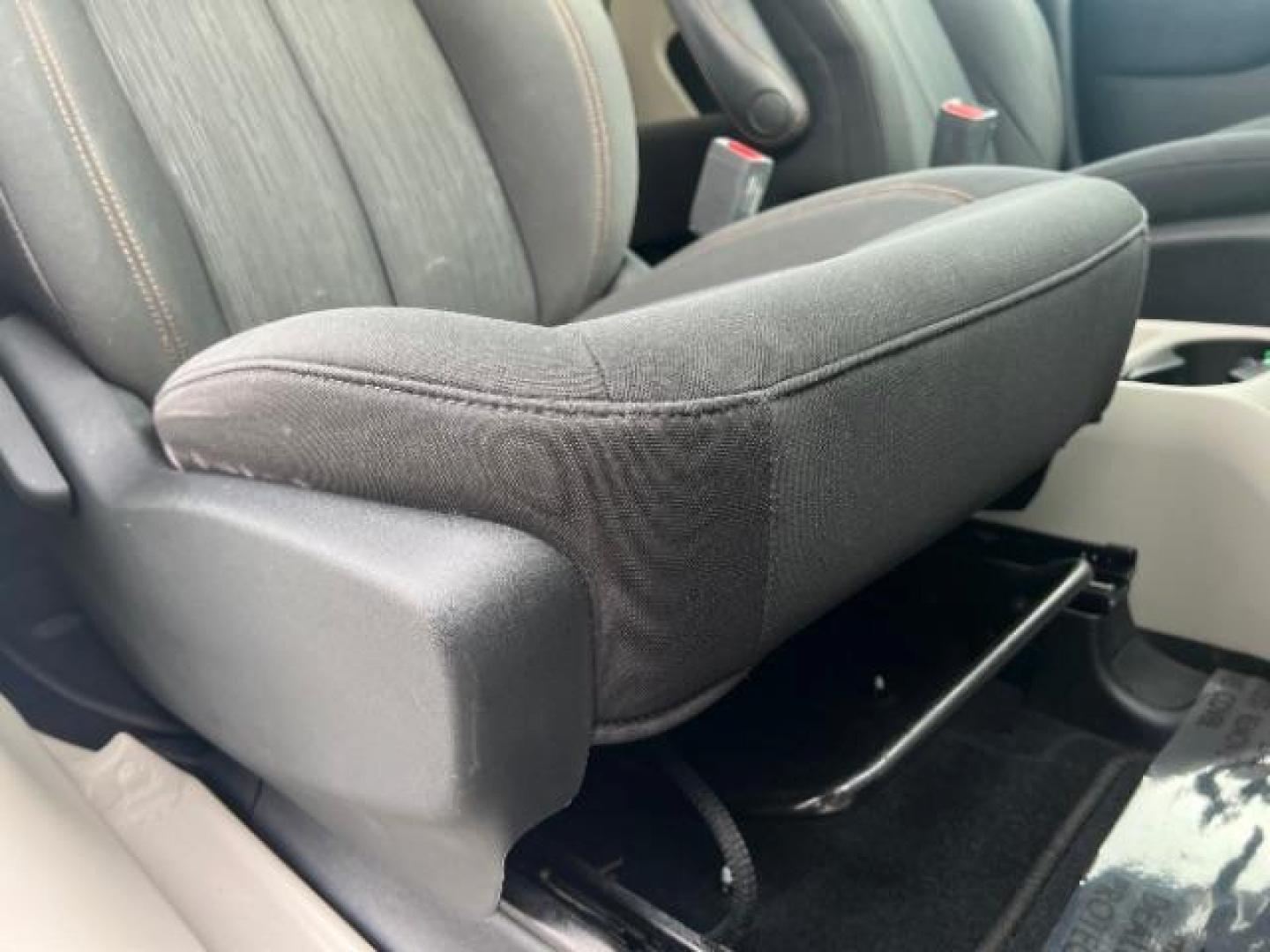 2018 Bright White Clearcoat /Black/Alloy Chrysler Pacifica L (2C4RC1AG8JR) with an Pentastar 3.6L V-6 DOHC engine, Automatic transmission, located at 940 North Main Street, Cedar City, UT, 84720, (435) 628-0023, 37.692936, -113.061897 - We specialize in helping ALL people get the best financing available. No matter your credit score, good, bad or none we can get you an amazing rate. Had a bankruptcy, divorce, or repossessions? We give you the green light to get your credit back on the road. Low down and affordable payments that fit - Photo#27