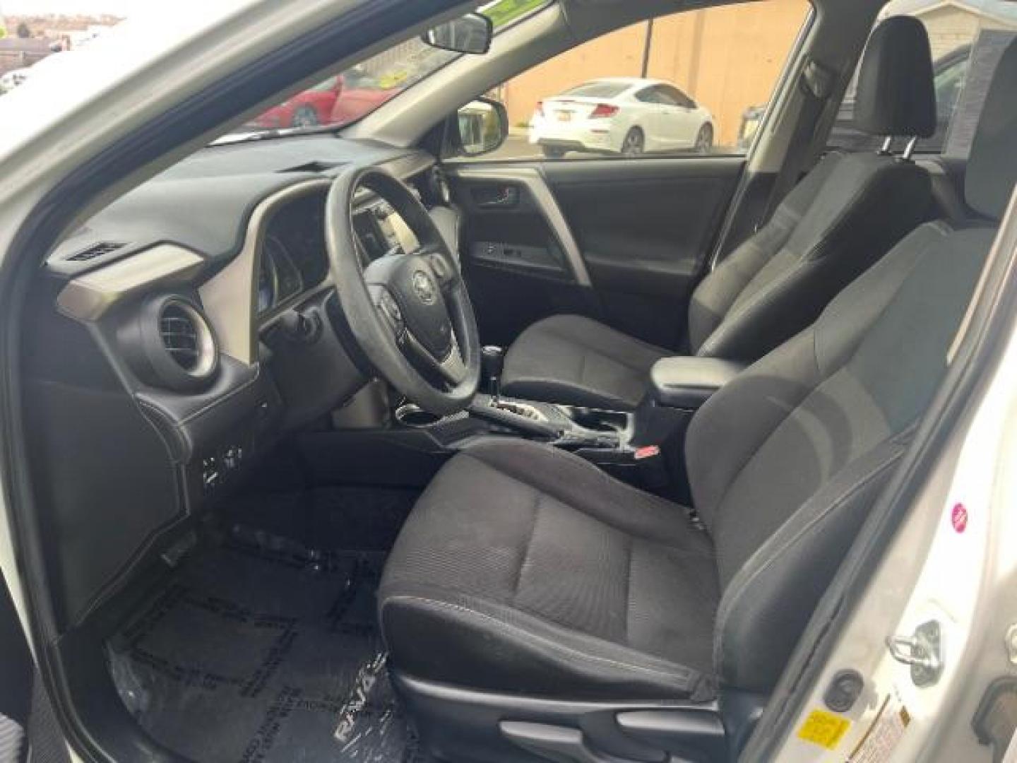 2013 Super White /Ash Toyota RAV4 XLE (JTMRFREV5D5) with an 2.5L I-4 DOHC engine, Automatic transmission, located at 1865 East Red Hills Pkwy, St. George, 84770, (435) 628-0023, 37.120850, -113.543640 - We specialize in helping ALL people get the best financing available. No matter your credit score, good, bad or none we can get you an amazing rate. Had a bankruptcy, divorce, or repossessions? We give you the green light to get your credit back on the road. Low down and affordable payments that fit - Photo#14