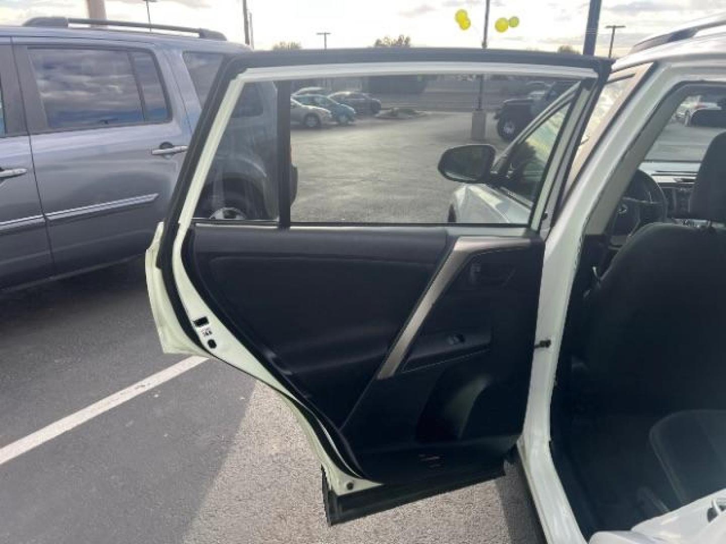 2013 Super White /Ash Toyota RAV4 XLE (JTMRFREV5D5) with an 2.5L I-4 DOHC engine, Automatic transmission, located at 1865 East Red Hills Pkwy, St. George, 84770, (435) 628-0023, 37.120850, -113.543640 - We specialize in helping ALL people get the best financing available. No matter your credit score, good, bad or none we can get you an amazing rate. Had a bankruptcy, divorce, or repossessions? We give you the green light to get your credit back on the road. Low down and affordable payments that fit - Photo#20