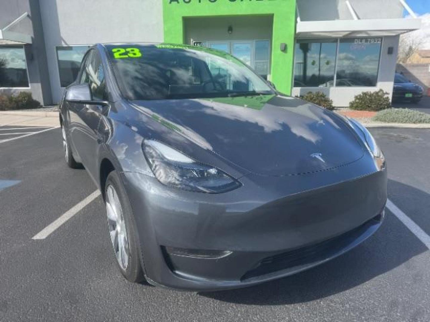 2023 Midnight Silver Metallic /Black Tesla Model Y Long Range Dual Motor All-Wheel Drive | AWD (7SAYGDEE6PF) with an ELECTRIC engine, Electric transmission, located at 1865 East Red Hills Pkwy, St. George, 84770, (435) 628-0023, 37.120850, -113.543640 - Excellent Tesla Model Y Long Range All Wheel Drive. With Hardware 4, All our Teslas come with charging kit Battery is 90% healthy. Gets 290 on full charge. Clean title, no accidents Still has remaining 120k mile Tesla warranty on battery and motor. We have aftermarket battery warranties available - Photo#1