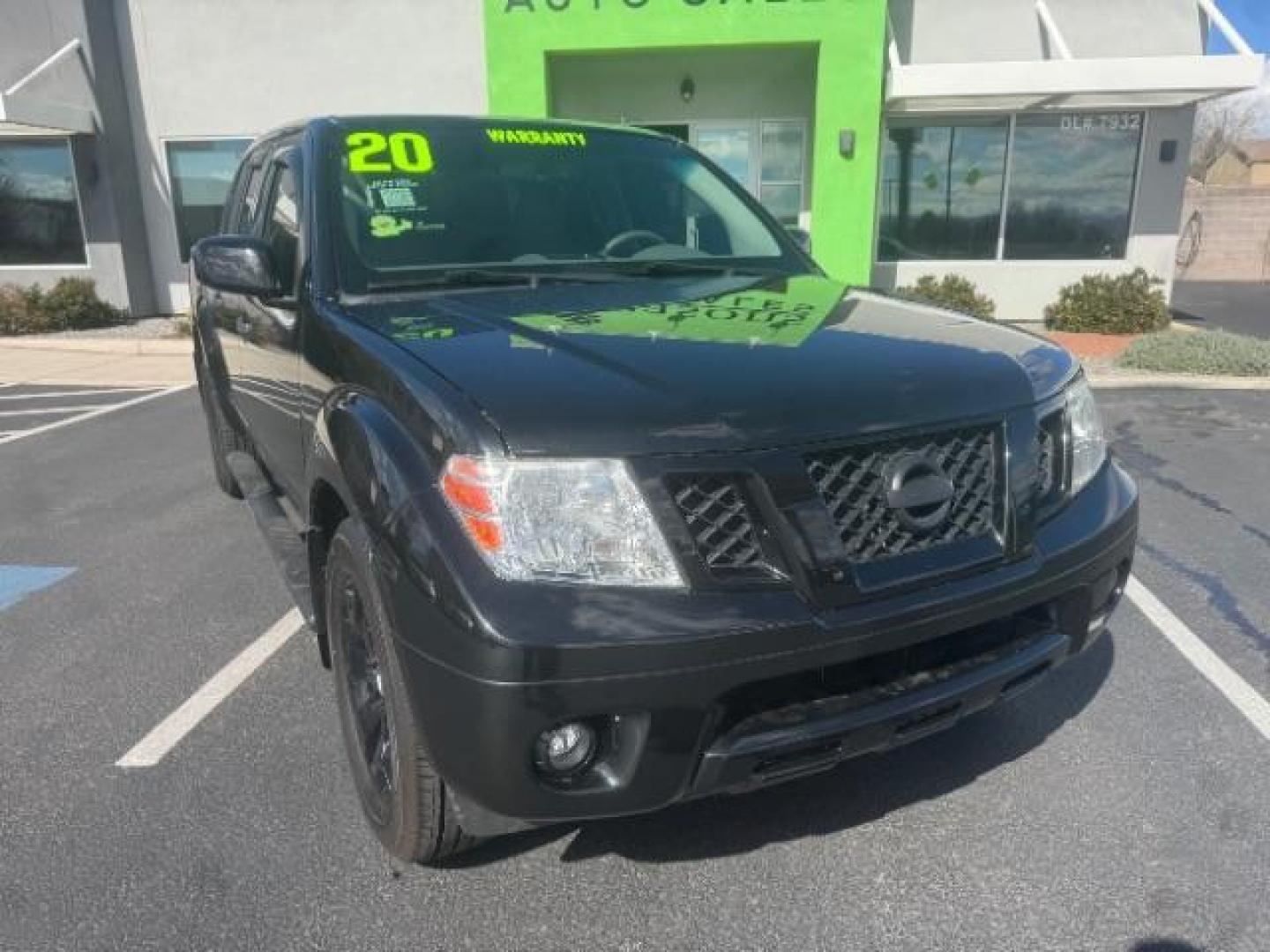 2020 Magnetic Black Pearl /Steel Nissan Frontier Crew Cab SV 4x2 (1N6ED0EA5LN) with an VQ 3.8L V-6 gasoline direct injection engine, Automatic transmission, located at 1865 East Red Hills Pkwy, St. George, 84770, (435) 628-0023, 37.120850, -113.543640 - We specialize in helping ALL people get the best financing available. No matter your credit score, good, bad or none we can get you an amazing rate. Had a bankruptcy, divorce, or repossessions? We give you the green light to get your credit back on the road. Low down and affordable payments that fit - Photo#1