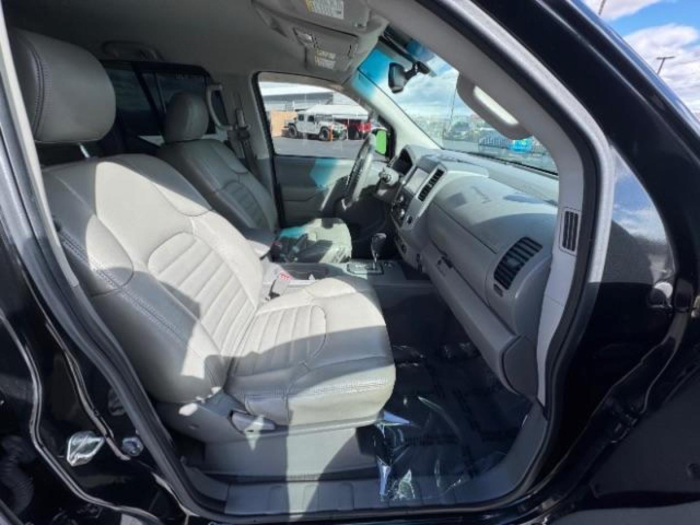 2020 Magnetic Black Pearl /Steel Nissan Frontier Crew Cab SV 4x2 (1N6ED0EA5LN) with an VQ 3.8L V-6 gasoline direct injection engine, Automatic transmission, located at 1865 East Red Hills Pkwy, St. George, 84770, (435) 628-0023, 37.120850, -113.543640 - We specialize in helping ALL people get the best financing available. No matter your credit score, good, bad or none we can get you an amazing rate. Had a bankruptcy, divorce, or repossessions? We give you the green light to get your credit back on the road. Low down and affordable payments that fit - Photo#21