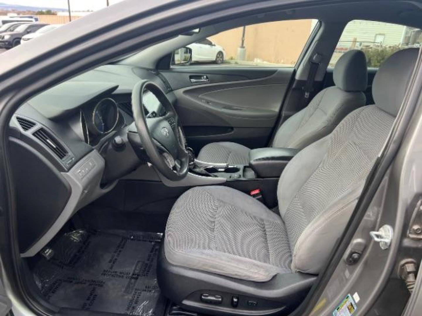 2013 Harbor Gray Metallic /Gray Hyundai Sonata GLS (5NPEB4AC8DH) with an 2.4L I-4 gasoline direct injection engine, Automatic transmission, located at 940 North Main Street, Cedar City, UT, 84720, (435) 628-0023, 37.692936, -113.061897 - We specialize in helping ALL people get the best financing available. No matter your credit score, good, bad or none we can get you an amazing rate. Had a bankruptcy, divorce, or repossessions? We give you the green light to get your credit back on the road. Low down and affordable payments that fit - Photo#14