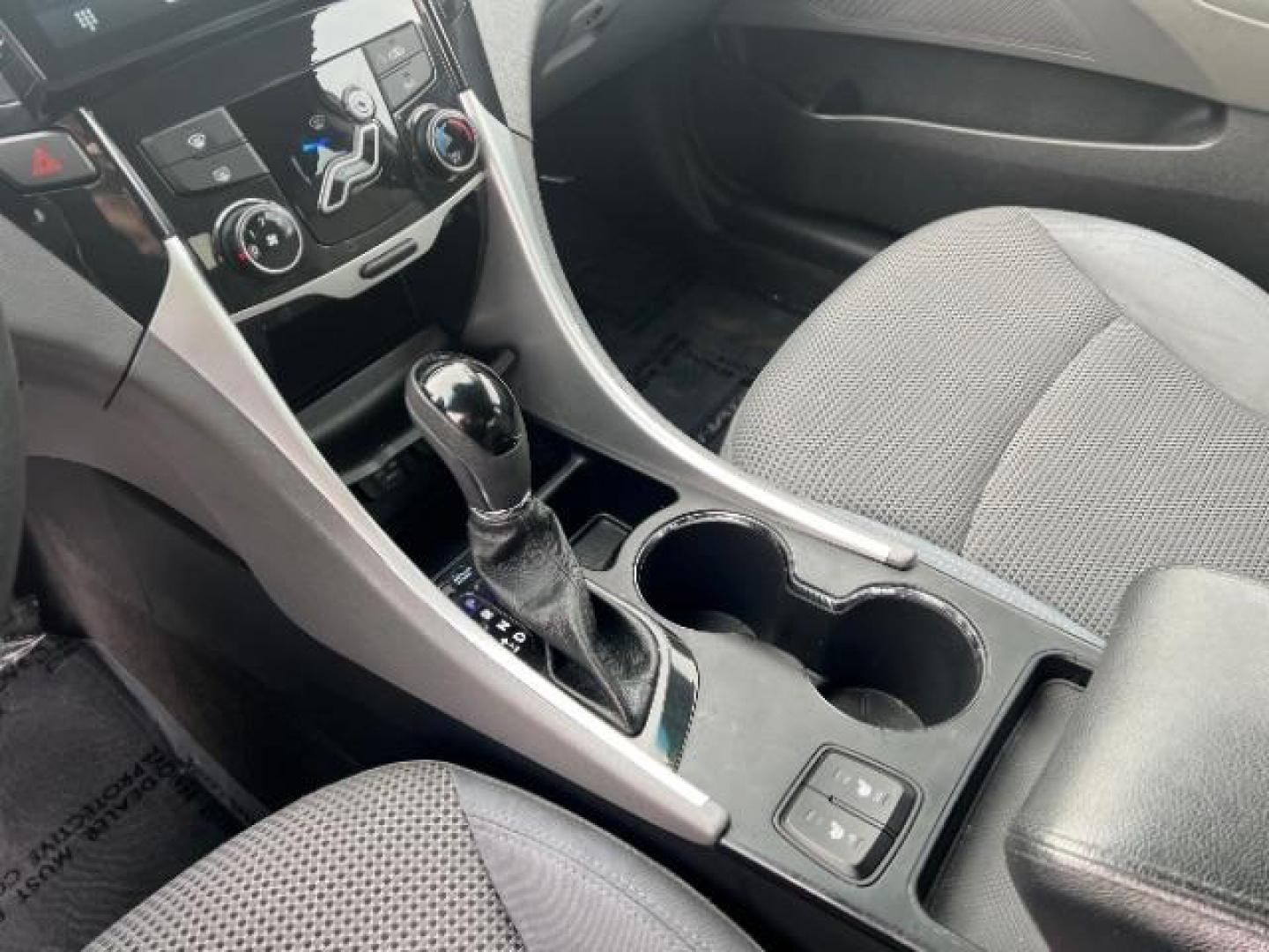 2013 Harbor Gray Metallic /Gray Hyundai Sonata GLS (5NPEB4AC8DH) with an 2.4L I-4 gasoline direct injection engine, Automatic transmission, located at 940 North Main Street, Cedar City, UT, 84720, (435) 628-0023, 37.692936, -113.061897 - We specialize in helping ALL people get the best financing available. No matter your credit score, good, bad or none we can get you an amazing rate. Had a bankruptcy, divorce, or repossessions? We give you the green light to get your credit back on the road. Low down and affordable payments that fit - Photo#18