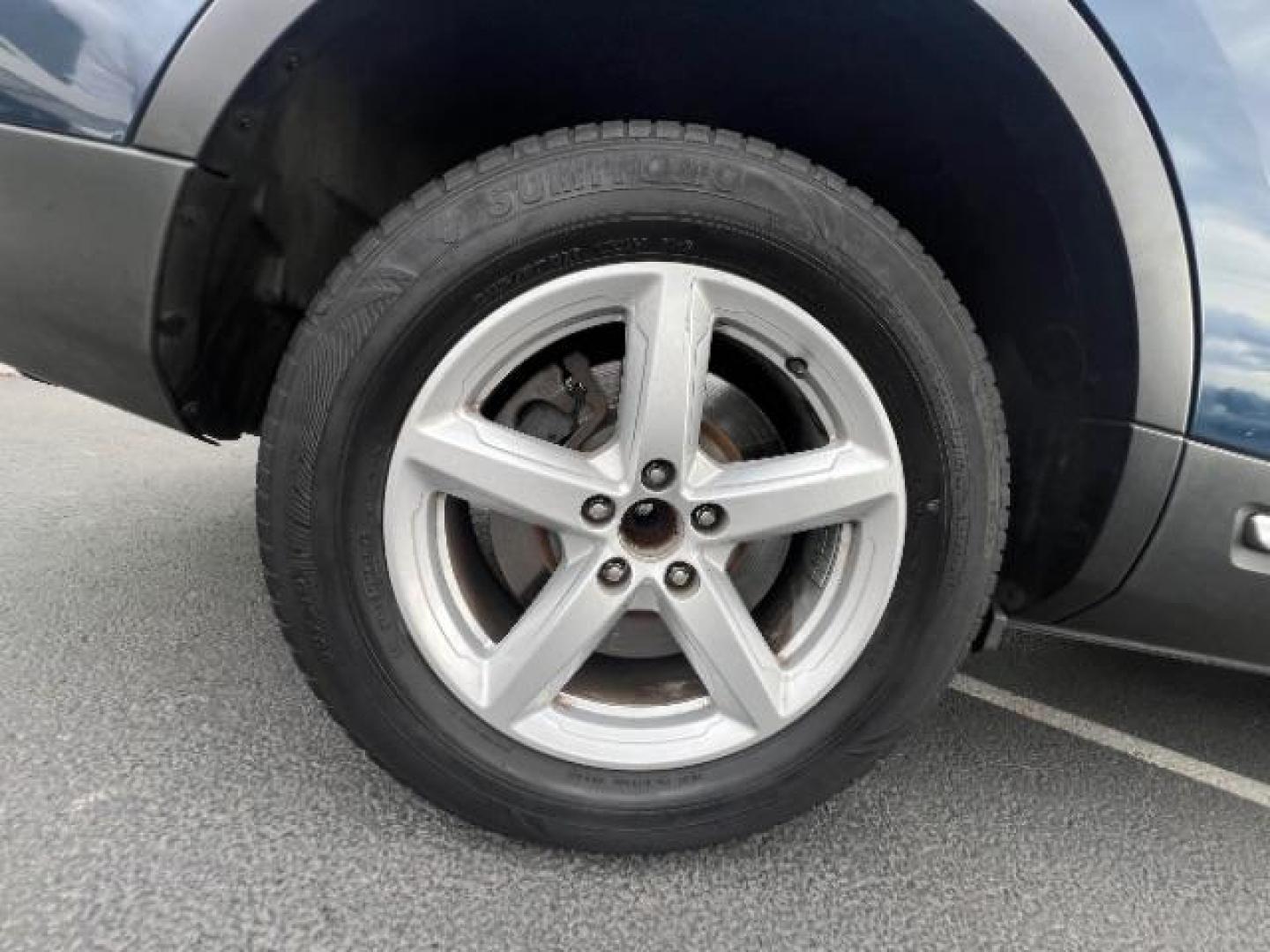 2017 Blue Jeans Metallic /Medium Light Camel Ford Explorer XLT (1FM5K7D82HG) with an EcoBoost 2.3L I-4 gasoline direct injection engine, Automatic transmission, located at 1865 East Red Hills Pkwy, St. George, 84770, (435) 628-0023, 37.120850, -113.543640 - We specialize in helping ALL people get the best financing available. No matter your credit score, good, bad or none we can get you an amazing rate. Had a bankruptcy, divorce, or repossessions? We give you the green light to get your credit back on the road. Low down and affordable payments that fit- Photo#8