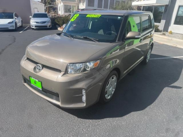 2013 Army Rock Metallic /Dark Charcoal Scion xB 10 Series (JTLZE4FE8DJ) with an 2.4L I-4 DOHC engine, Automatic transmission, located at 1865 East Red Hills Pkwy, St. George, 84770, (435) 628-0023, 37.120850, -113.543640 - We specialize in helping ALL people get the best financing available. No matter your credit score, good, bad or none we can get you an amazing rate. Had a bankruptcy, divorce, or repossessions? We give you the green light to get your credit back on the road. Low down and affordable payments that fit - Photo#3