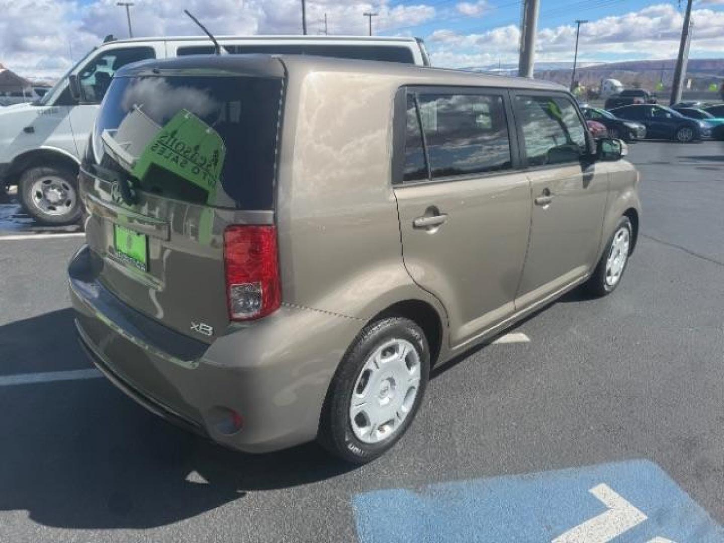 2013 Army Rock Metallic /Dark Charcoal Scion xB 10 Series (JTLZE4FE8DJ) with an 2.4L I-4 DOHC engine, Automatic transmission, located at 1865 East Red Hills Pkwy, St. George, 84770, (435) 628-0023, 37.120850, -113.543640 - We specialize in helping ALL people get the best financing available. No matter your credit score, good, bad or none we can get you an amazing rate. Had a bankruptcy, divorce, or repossessions? We give you the green light to get your credit back on the road. Low down and affordable payments that fit - Photo#7