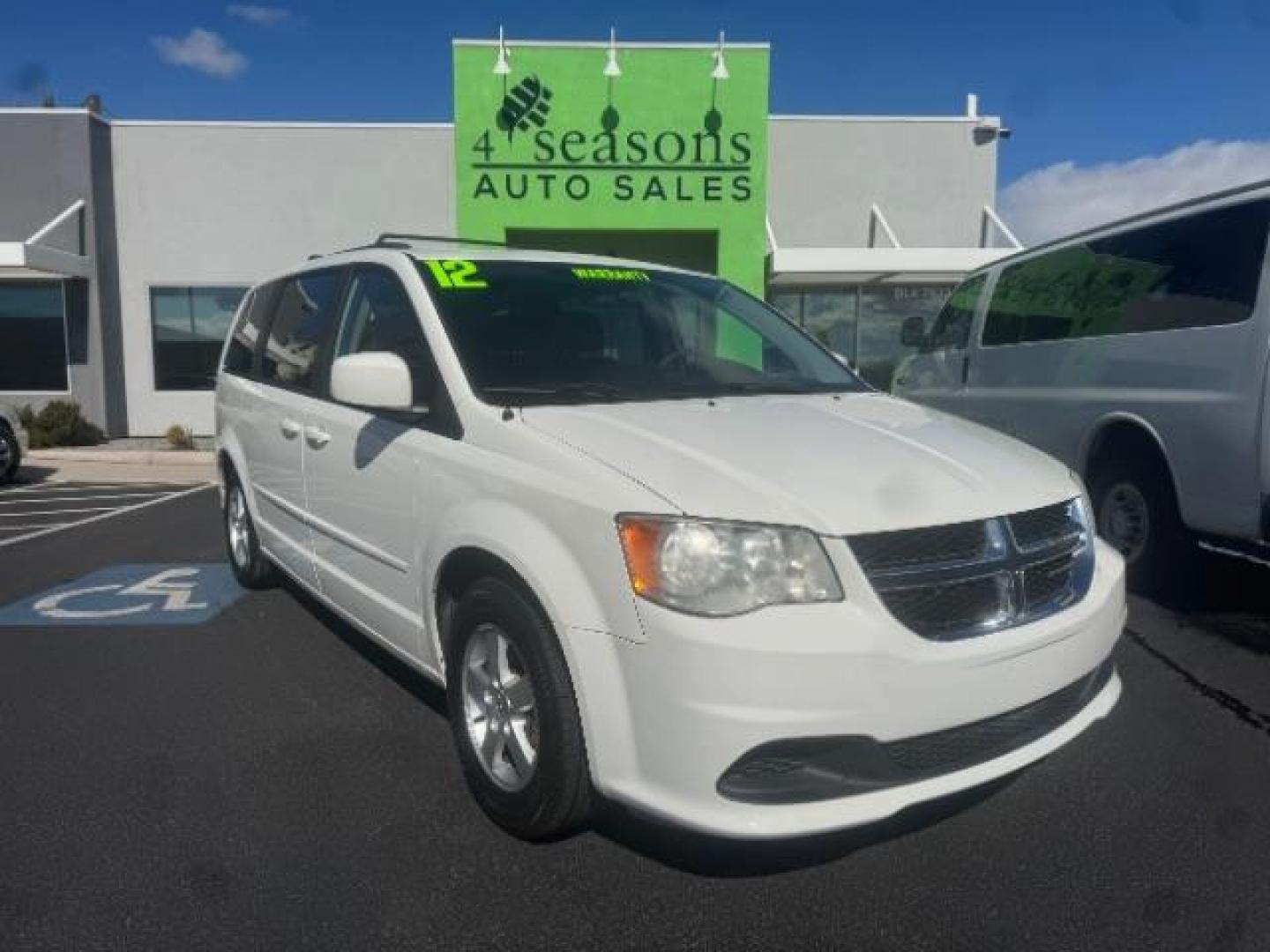 2012 Stone White Clearcoat /Black/Light Graystone Dodge Grand Caravan SXT (2C4RDGCG8CR) with an 3.6L V-6 DOHC engine, Automatic transmission, located at 1865 East Red Hills Pkwy, St. George, 84770, (435) 628-0023, 37.120850, -113.543640 - Photo#0