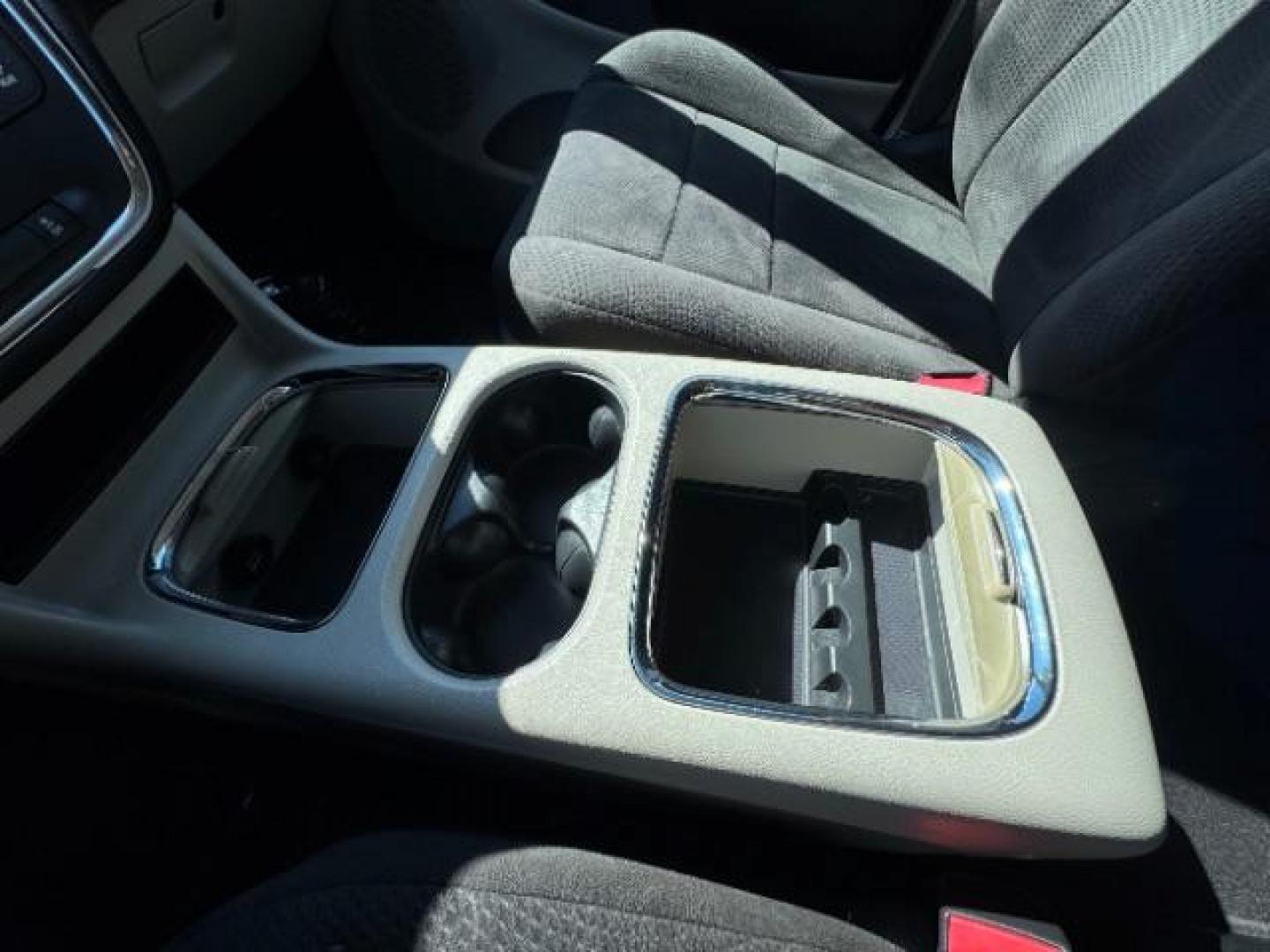 2012 Stone White Clearcoat /Black/Light Graystone Dodge Grand Caravan SXT (2C4RDGCG8CR) with an 3.6L V-6 DOHC engine, Automatic transmission, located at 1865 East Red Hills Pkwy, St. George, 84770, (435) 628-0023, 37.120850, -113.543640 - Photo#14