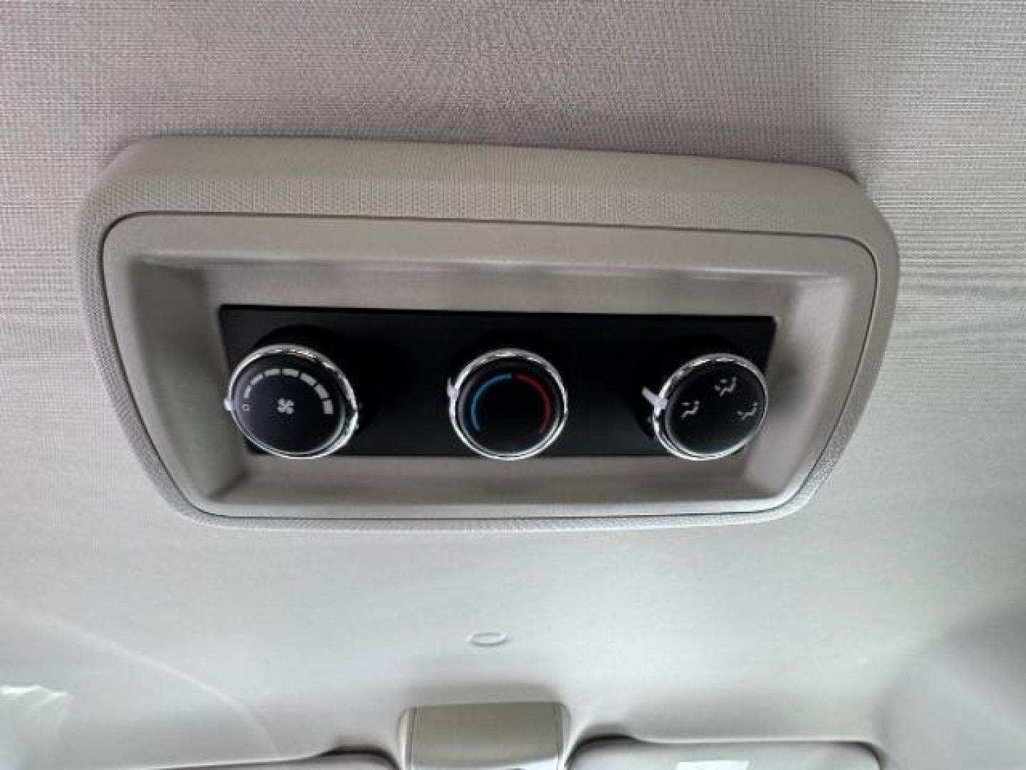 2012 Stone White Clearcoat /Black/Light Graystone Dodge Grand Caravan SXT (2C4RDGCG8CR) with an 3.6L V-6 DOHC engine, Automatic transmission, located at 1865 East Red Hills Pkwy, St. George, 84770, (435) 628-0023, 37.120850, -113.543640 - Photo#17