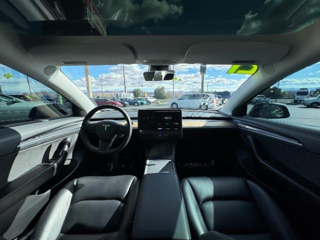 2021 Solid Black /Black Tesla Model 3 Long Range Dual Motor All-Wheel Drive (5YJ3E1EB9MF) with an ELECTRIC engine, Electric transmission, located at 1865 East Red Hills Pkwy, St. George, 84770, (435) 628-0023, 37.120850, -113.543640 - Excellent Tesla Model 3 Long Range All Wheel Drive. With Full Self Drive paid for ($8k add on) Which is no longer available to buy. All our Teslas come with charging kits. Battery is 98% healthy. Gets 310 on full charge! Amazing for this year. Clean title, no accidents Still has remaining 120k mi - Photo#15