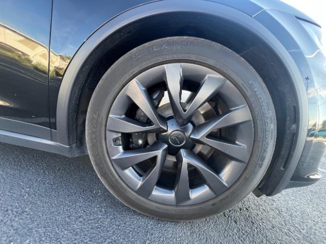 2024 Solid Black /Black Tesla Model X Long Range (7SAXCBE55RF) with an ELECTRIC engine, Electric transmission, located at 1865 East Red Hills Pkwy, St. George, 84770, (435) 628-0023, 37.120850, -113.543640 - Excellent Tesla Model X Long Range All Wheel Drive. With 3rd row 6 Seats, HW4, Homelink, Tow hitch, 20' WheelsLow miles and in near new condition. All our Teslas come with charging kit. Battery is healthy. Gets 300 on full charge. Clean title, no accidents, 1 Owner. Still has remaining Bumper 2 - Photo#10