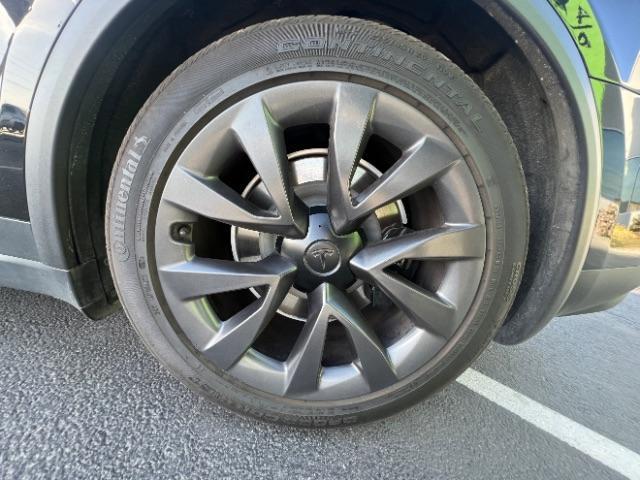 2024 Solid Black /Black Tesla Model X Long Range (7SAXCBE55RF) with an ELECTRIC engine, Electric transmission, located at 1865 East Red Hills Pkwy, St. George, 84770, (435) 628-0023, 37.120850, -113.543640 - Excellent Tesla Model X Long Range All Wheel Drive. With 3rd row 6 Seats, HW4, Homelink, Tow hitch, 20' WheelsLow miles and in near new condition. All our Teslas come with charging kit. Battery is healthy. Gets 300 on full charge. Clean title, no accidents, 1 Owner. Still has remaining Bumper 2 - Photo#12