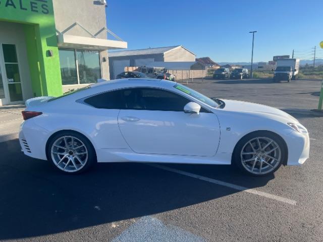 2017 White /Black Lexus RC 350 RWD (JTHHE5BC0H5) with an 3.5L V6 DOHC 24V engine, 8-Speed Automatic transmission, located at 1865 East Red Hills Pkwy, St. George, 84770, (435) 628-0023, 37.120850, -113.543640 - Photo#7