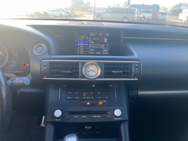 2017 White /Black Lexus RC 350 RWD (JTHHE5BC0H5) with an 3.5L V6 DOHC 24V engine, 8-Speed Automatic transmission, located at 1865 East Red Hills Pkwy, St. George, 84770, (435) 628-0023, 37.120850, -113.543640 - Photo#17