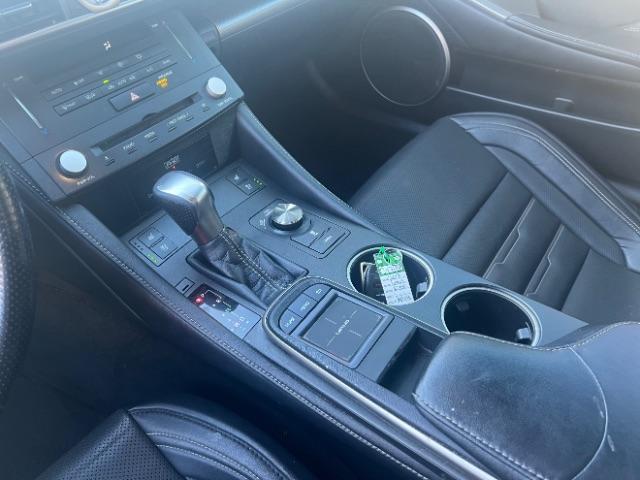 2017 White /Black Lexus RC 350 RWD (JTHHE5BC0H5) with an 3.5L V6 DOHC 24V engine, 8-Speed Automatic transmission, located at 1865 East Red Hills Pkwy, St. George, 84770, (435) 628-0023, 37.120850, -113.543640 - Photo#18