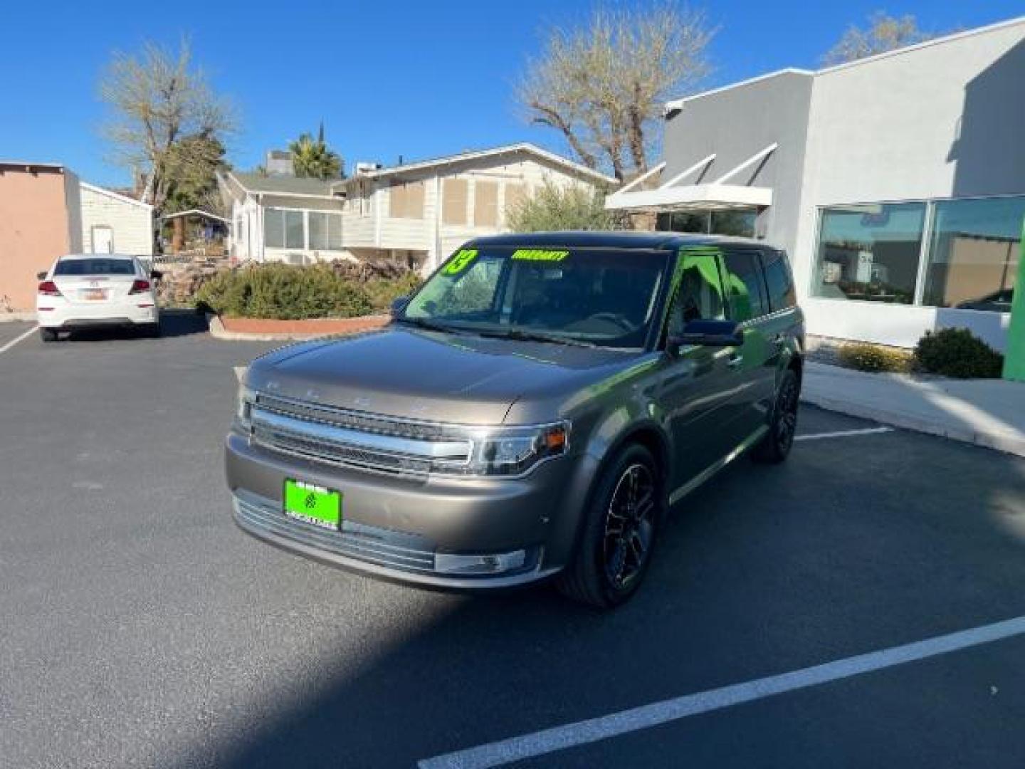 2013 Mineral Gray Metallic /Charcoal Black w/Gray Inserts Ford Flex Limited (2FMGK5D83DB) with an 3.5L V-6 DOHC engine, Automatic transmission, located at 1865 East Red Hills Pkwy, St. George, 84770, (435) 628-0023, 37.120850, -113.543640 - We specialize in helping ALL people get the best financing available. No matter your credit score, good, bad or none we can get you an amazing rate. Had a bankruptcy, divorce, or repossessions? We give you the green light to get your credit back on the road. Low down and affordable payments that fit - Photo#2