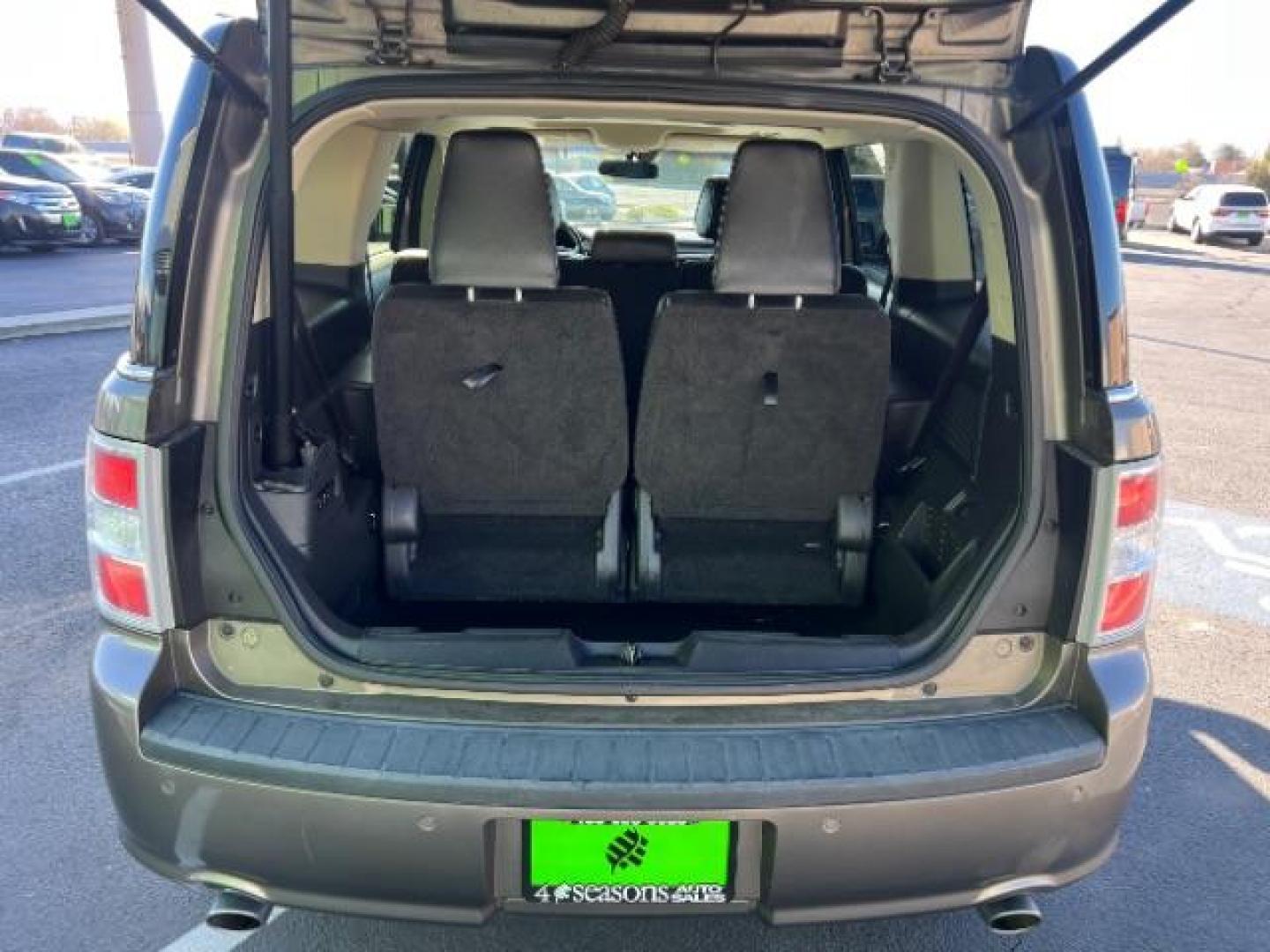 2013 Mineral Gray Metallic /Charcoal Black w/Gray Inserts Ford Flex Limited (2FMGK5D83DB) with an 3.5L V-6 DOHC engine, Automatic transmission, located at 1865 East Red Hills Pkwy, St. George, 84770, (435) 628-0023, 37.120850, -113.543640 - We specialize in helping ALL people get the best financing available. No matter your credit score, good, bad or none we can get you an amazing rate. Had a bankruptcy, divorce, or repossessions? We give you the green light to get your credit back on the road. Low down and affordable payments that fit - Photo#28