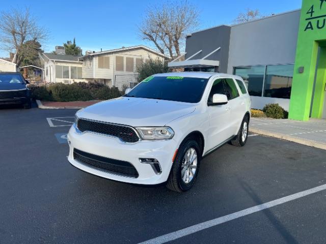 2021 Vice White /Black Dodge Durango SXT RWD (1C4RDHAG7MC) with an Pentastar 3.6L V-6 DOHC engine, Automatic transmission, located at 940 North Main Street, Cedar City, UT, 84720, (435) 628-0023, 37.692936, -113.061897 - We specialize in helping ALL people get the best financing available. No matter your credit score, good, bad or none we can get you an amazing rate. Had a bankruptcy, divorce, or repossessions? We give you the green light to get your credit back on the road. Low down and affordable payments that fit - Photo#2