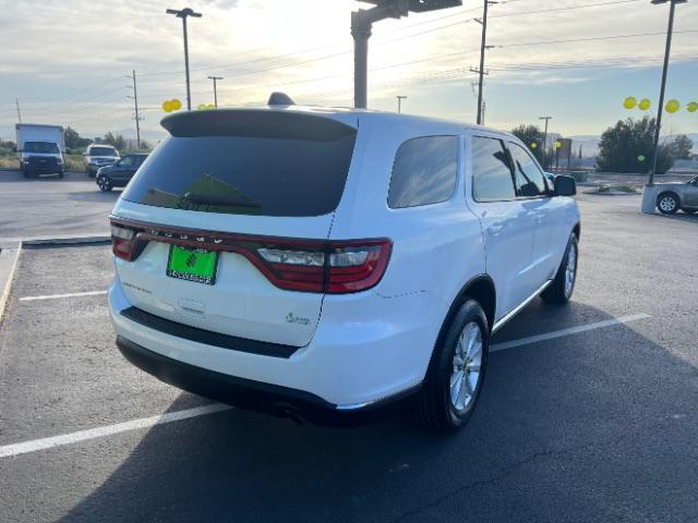 2021 Vice White /Black Dodge Durango SXT RWD (1C4RDHAG7MC) with an Pentastar 3.6L V-6 DOHC engine, Automatic transmission, located at 940 North Main Street, Cedar City, UT, 84720, (435) 628-0023, 37.692936, -113.061897 - We specialize in helping ALL people get the best financing available. No matter your credit score, good, bad or none we can get you an amazing rate. Had a bankruptcy, divorce, or repossessions? We give you the green light to get your credit back on the road. Low down and affordable payments that fit - Photo#6