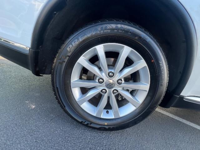 2021 Vice White /Black Dodge Durango SXT RWD (1C4RDHAG7MC) with an Pentastar 3.6L V-6 DOHC engine, Automatic transmission, located at 940 North Main Street, Cedar City, UT, 84720, (435) 628-0023, 37.692936, -113.061897 - We specialize in helping ALL people get the best financing available. No matter your credit score, good, bad or none we can get you an amazing rate. Had a bankruptcy, divorce, or repossessions? We give you the green light to get your credit back on the road. Low down and affordable payments that fit - Photo#8