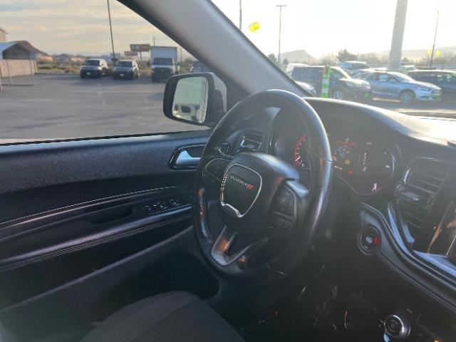 2021 Vice White /Black Dodge Durango SXT RWD (1C4RDHAG7MC) with an Pentastar 3.6L V-6 DOHC engine, Automatic transmission, located at 940 North Main Street, Cedar City, UT, 84720, (435) 628-0023, 37.692936, -113.061897 - We specialize in helping ALL people get the best financing available. No matter your credit score, good, bad or none we can get you an amazing rate. Had a bankruptcy, divorce, or repossessions? We give you the green light to get your credit back on the road. Low down and affordable payments that fit - Photo#33
