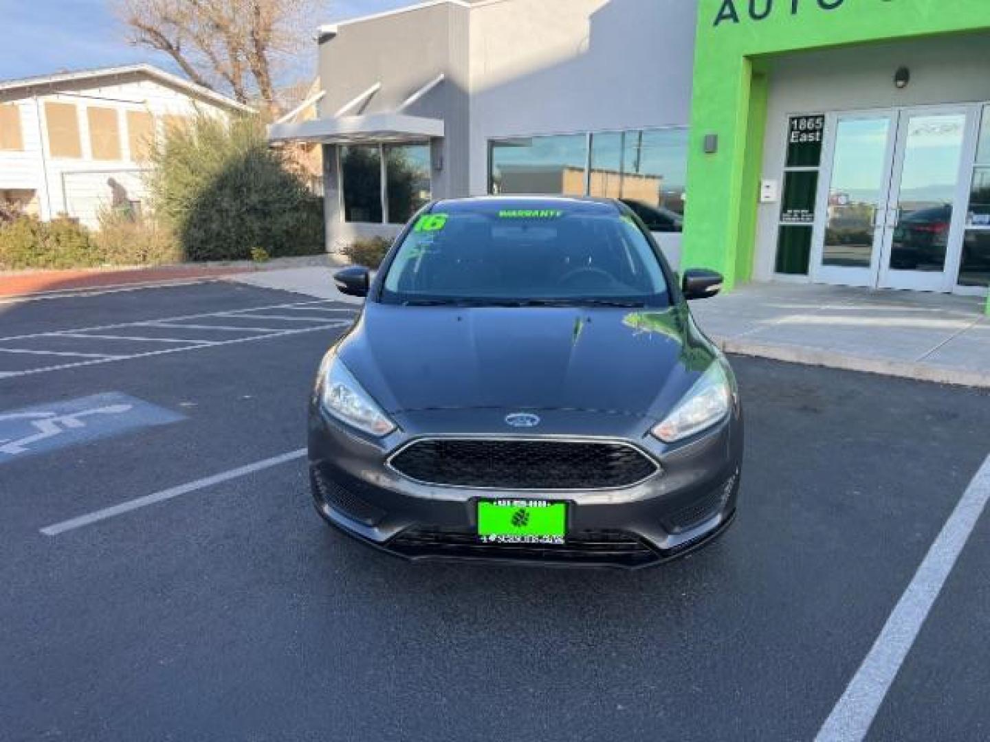 2016 Magnetic /Charcoal Black Ford Focus SE (1FADP3F2XGL) , Automatic transmission, located at 1865 East Red Hills Pkwy, St. George, 84770, (435) 628-0023, 37.120850, -113.543640 - We specialize in helping ALL people get the best financing available. No matter your credit score, good, bad or none we can get you an amazing rate. Had a bankruptcy, divorce, or repossessions? We give you the green light to get your credit back on the road. Low down and affordable payments that fit - Photo#1