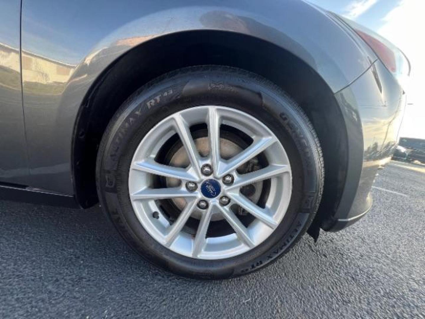 2016 Magnetic /Charcoal Black Ford Focus SE (1FADP3F2XGL) , Automatic transmission, located at 1865 East Red Hills Pkwy, St. George, 84770, (435) 628-0023, 37.120850, -113.543640 - We specialize in helping ALL people get the best financing available. No matter your credit score, good, bad or none we can get you an amazing rate. Had a bankruptcy, divorce, or repossessions? We give you the green light to get your credit back on the road. Low down and affordable payments that fit - Photo#8