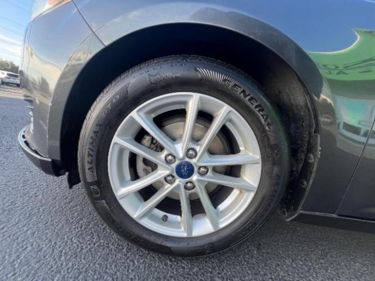 2016 Magnetic /Charcoal Black Ford Focus SE (1FADP3F2XGL) , Automatic transmission, located at 1865 East Red Hills Pkwy, St. George, 84770, (435) 628-0023, 37.120850, -113.543640 - We specialize in helping ALL people get the best financing available. No matter your credit score, good, bad or none we can get you an amazing rate. Had a bankruptcy, divorce, or repossessions? We give you the green light to get your credit back on the road. Low down and affordable payments that fit - Photo#9