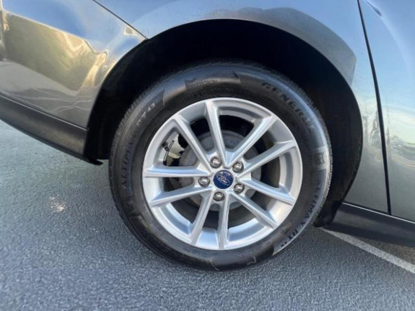 2016 Magnetic /Charcoal Black Ford Focus SE (1FADP3F2XGL) , Automatic transmission, located at 1865 East Red Hills Pkwy, St. George, 84770, (435) 628-0023, 37.120850, -113.543640 - We specialize in helping ALL people get the best financing available. No matter your credit score, good, bad or none we can get you an amazing rate. Had a bankruptcy, divorce, or repossessions? We give you the green light to get your credit back on the road. Low down and affordable payments that fit - Photo#11