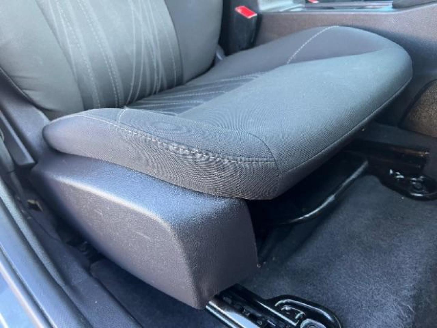 2016 Magnetic /Charcoal Black Ford Focus SE (1FADP3F2XGL) , Automatic transmission, located at 1865 East Red Hills Pkwy, St. George, 84770, (435) 628-0023, 37.120850, -113.543640 - We specialize in helping ALL people get the best financing available. No matter your credit score, good, bad or none we can get you an amazing rate. Had a bankruptcy, divorce, or repossessions? We give you the green light to get your credit back on the road. Low down and affordable payments that fit - Photo#27