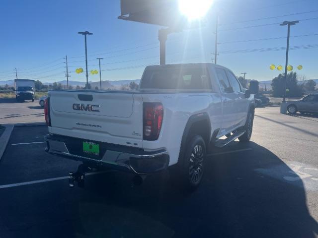 2023 Summit White /Jet Black GMC Sierra 2500HD 4WD Crew Cab Standard Bed SLE (1GT49MEY7PF) with an 6.6L V-8 gasoline direct injection engine, Automatic transmission, located at 1865 East Red Hills Pkwy, St. George, 84770, (435) 628-0023, 37.120850, -113.543640 - Photo#6
