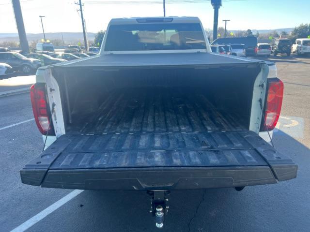 2023 Summit White /Jet Black GMC Sierra 2500HD 4WD Crew Cab Standard Bed SLE (1GT49MEY7PF) with an 6.6L V-8 gasoline direct injection engine, Automatic transmission, located at 1865 East Red Hills Pkwy, St. George, 84770, (435) 628-0023, 37.120850, -113.543640 - Photo#22