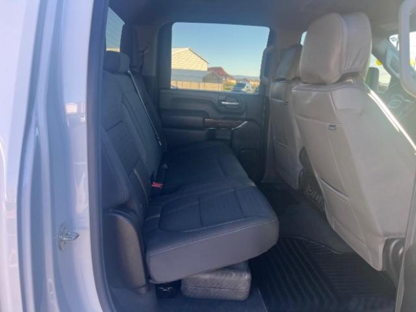 2023 Summit White /Jet Black GMC Sierra 2500HD 4WD Crew Cab Standard Bed SLE (1GT49MEY7PF) with an 6.6L V-8 gasoline direct injection engine, Automatic transmission, located at 1865 East Red Hills Pkwy, St. George, 84770, (435) 628-0023, 37.120850, -113.543640 - Photo#25