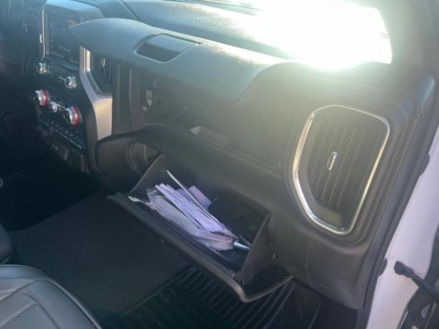 2023 Summit White /Jet Black GMC Sierra 2500HD 4WD Crew Cab Standard Bed SLE (1GT49MEY7PF) with an 6.6L V-8 gasoline direct injection engine, Automatic transmission, located at 1865 East Red Hills Pkwy, St. George, 84770, (435) 628-0023, 37.120850, -113.543640 - Photo#24