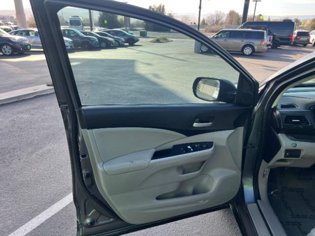 2013 Urban Titanium Metallic /Black Leather Interior Honda CR-V EX-L 4WD 5-Speed AT (2HKRM4H71DH) with an 2.4L L4 DOHC 16V engine, 5-Speed Automatic transmission, located at 1865 East Red Hills Pkwy, St. George, 84770, (435) 628-0023, 37.120850, -113.543640 - We specialize in helping ALL people get the best financing available. No matter your credit score, good, bad or none we can get you an amazing rate. Had a bankruptcy, divorce, or repossessions? We give you the green light to get your credit back on the road. Low down and affordable payments that fit - Photo#12