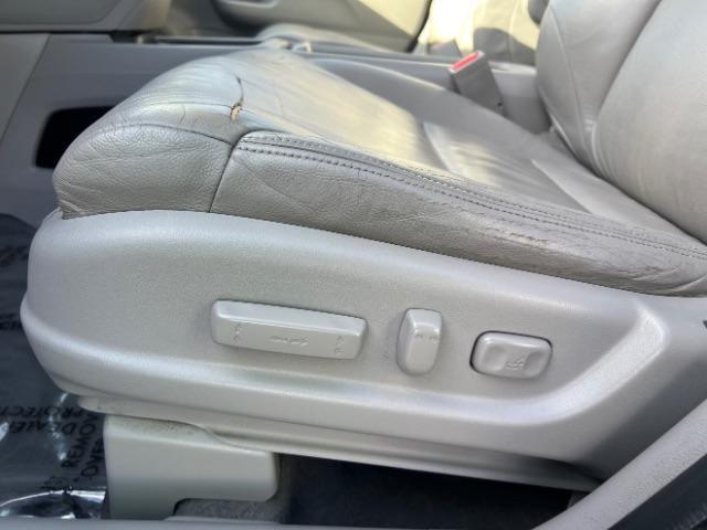 2013 Urban Titanium Metallic /Black Leather Interior Honda CR-V EX-L 4WD 5-Speed AT (2HKRM4H71DH) with an 2.4L L4 DOHC 16V engine, 5-Speed Automatic transmission, located at 1865 East Red Hills Pkwy, St. George, 84770, (435) 628-0023, 37.120850, -113.543640 - We specialize in helping ALL people get the best financing available. No matter your credit score, good, bad or none we can get you an amazing rate. Had a bankruptcy, divorce, or repossessions? We give you the green light to get your credit back on the road. Low down and affordable payments that fit - Photo#13