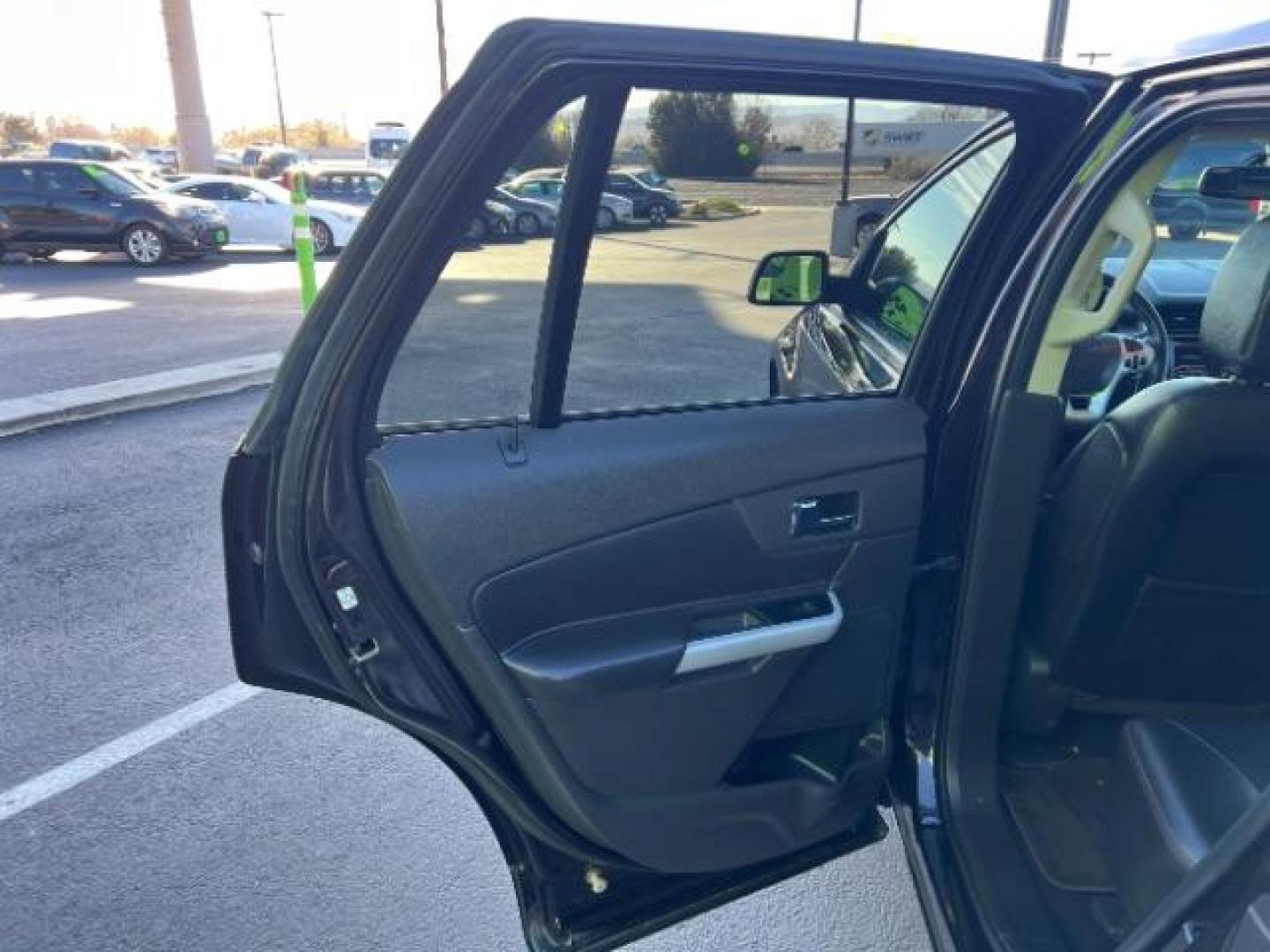 2013 Kodiak Brown Metallic /Charcoal Black/Gray Inserts Ford Edge SEL (2FMDK3JC1DB) , Automatic transmission, located at 940 North Main Street, Cedar City, UT, 84720, (435) 628-0023, 37.692936, -113.061897 - We specialize in helping ALL people get the best financing available. No matter your credit score, good, bad or none we can get you an amazing rate. Had a bankruptcy, divorce, or repossessions? We give you the green light to get your credit back on the road. Low down and affordable payments that fit - Photo#20
