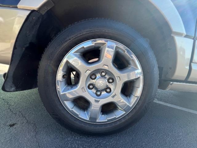 2013 Tuxedo Black Metallic /Charcoal Black/King Ranch(R) Red Leather Interior Ford Expedition EL King Ranch 4WD (1FMJK1J59DE) with an 5.4L V8 SOHC 16V FFV engine, 6-Speed Automatic transmission, located at 940 North Main Street, Cedar City, UT, 84720, (435) 628-0023, 37.692936, -113.061897 - We specialize in helping ALL people get the best financing available. No matter your credit score, good, bad or none we can get you an amazing rate. Had a bankruptcy, divorce, or repossessions? We give you the green light to get your credit back on the road. Low down and affordable payments that fit - Photo#8